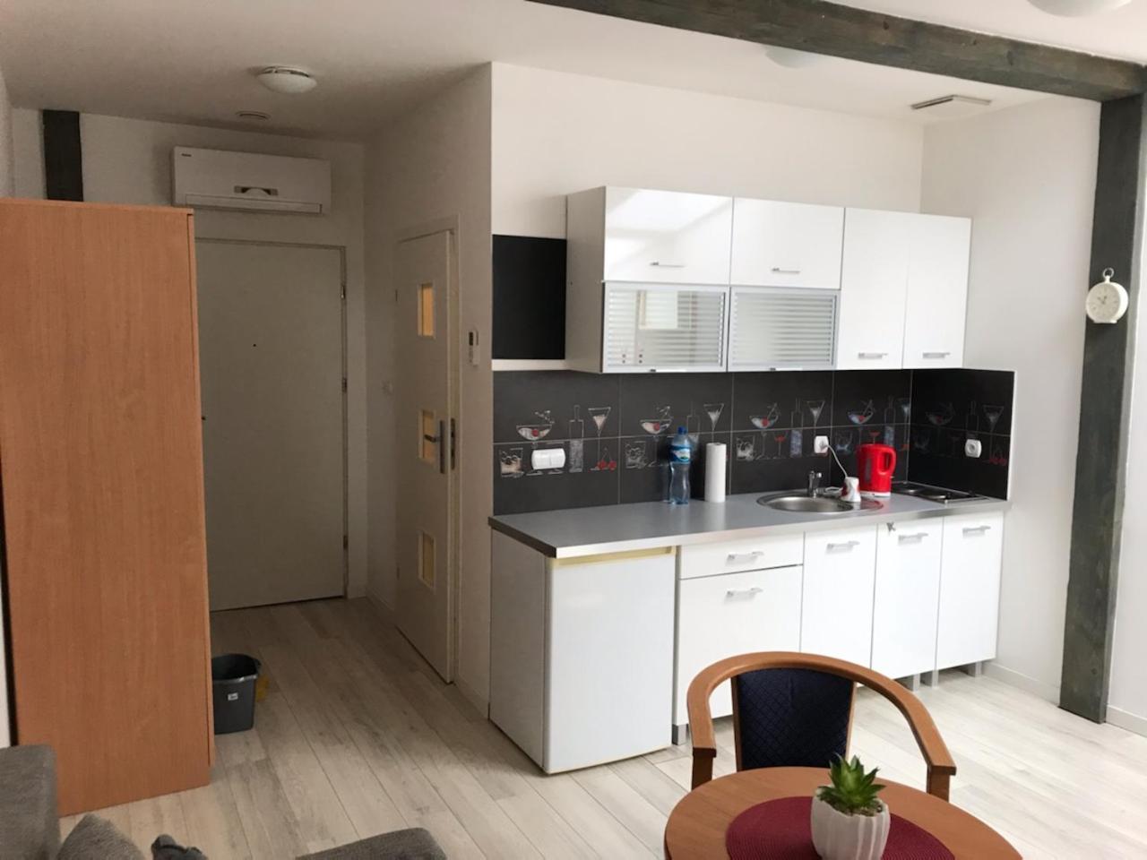 Relaxbox Apartment Krakow Ngoại thất bức ảnh